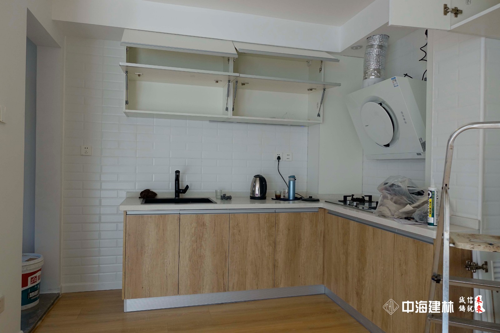 旧房装修改造70平米一居室现代简约风格装修实景案例-开放式厨房实景图
